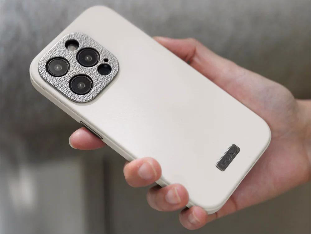 Чохол-накладка Moshi Napa Slim Hardshell Case Eggnog White для iPhone 15 Pro Max - 1